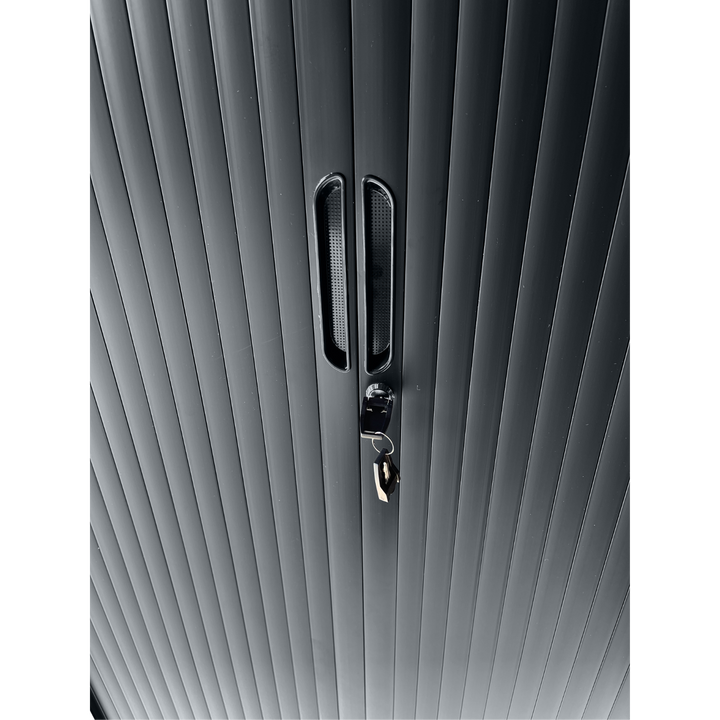 Lager|Zwei Stahlschrank - 185*90*45 - Tür RAL 9005 / Korpus RAL 9005